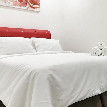 Teratak Persona Homestay. 4 Rooms Double Storey Terrace In Kuantan City. المظهر الخارجي الصورة